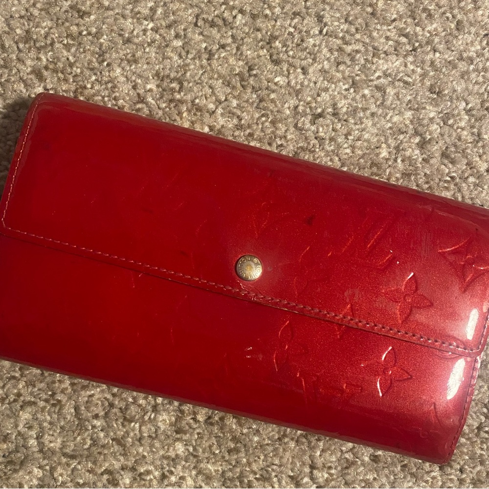 AUTHENTIC LOUIS VUITTON WALLET